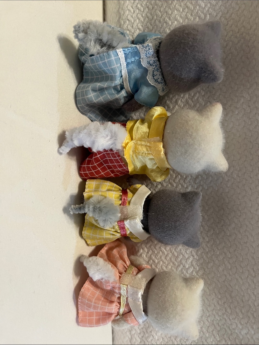 Calico Critters from Sylvanian Families Collection. Persian Cat Family. (4) - Picture 2 of 4